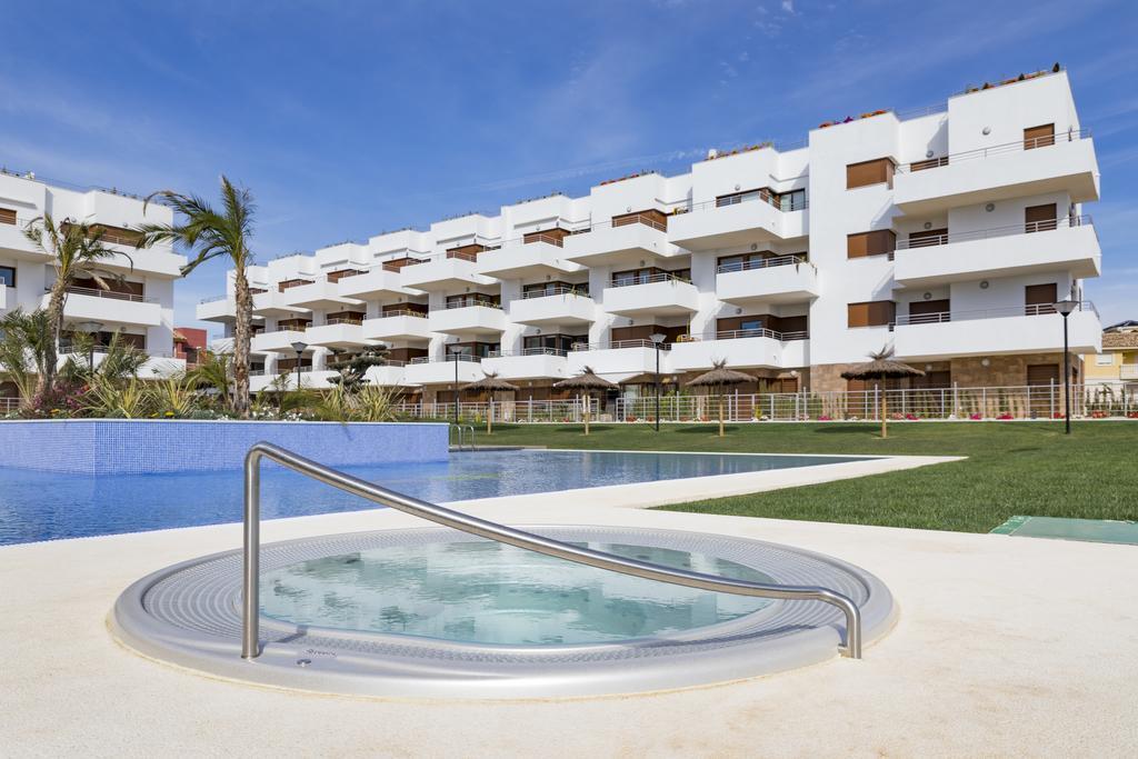 Terrazas De Campoamor By Mar Holidays Orihuela Exterior photo